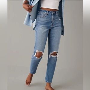 American Eagle Mom Jean